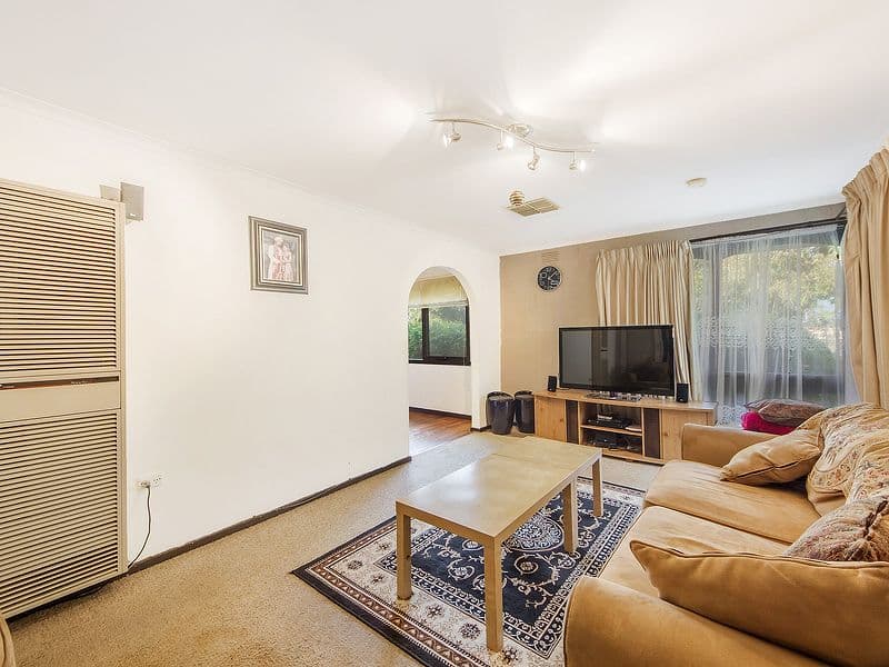 13 Gould Street, Deer Park VIC 3023, Deer Park - Thumbnail 2