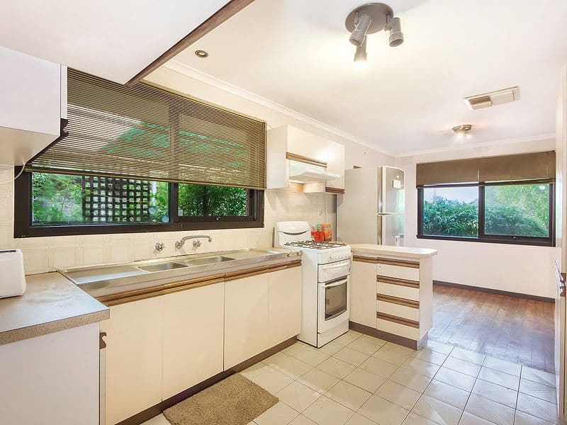 13 Gould Street, Deer Park VIC 3023, Deer Park - Thumbnail 3