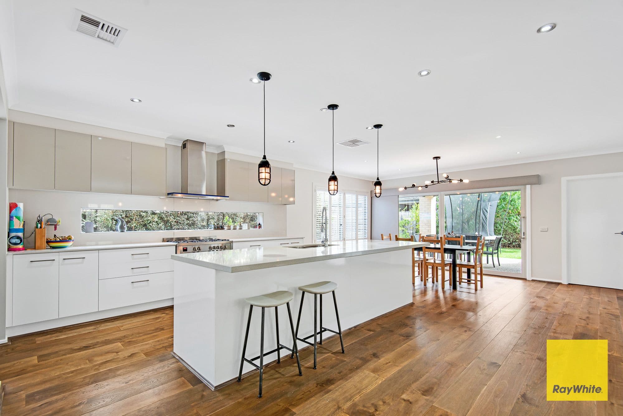 33 Millpond Drive, Point Cook VIC 3030, Point Cook - Thumbnail 5