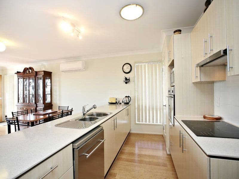 11 Lukla Court, Warner QLD 4500, Warner - Thumbnail 2