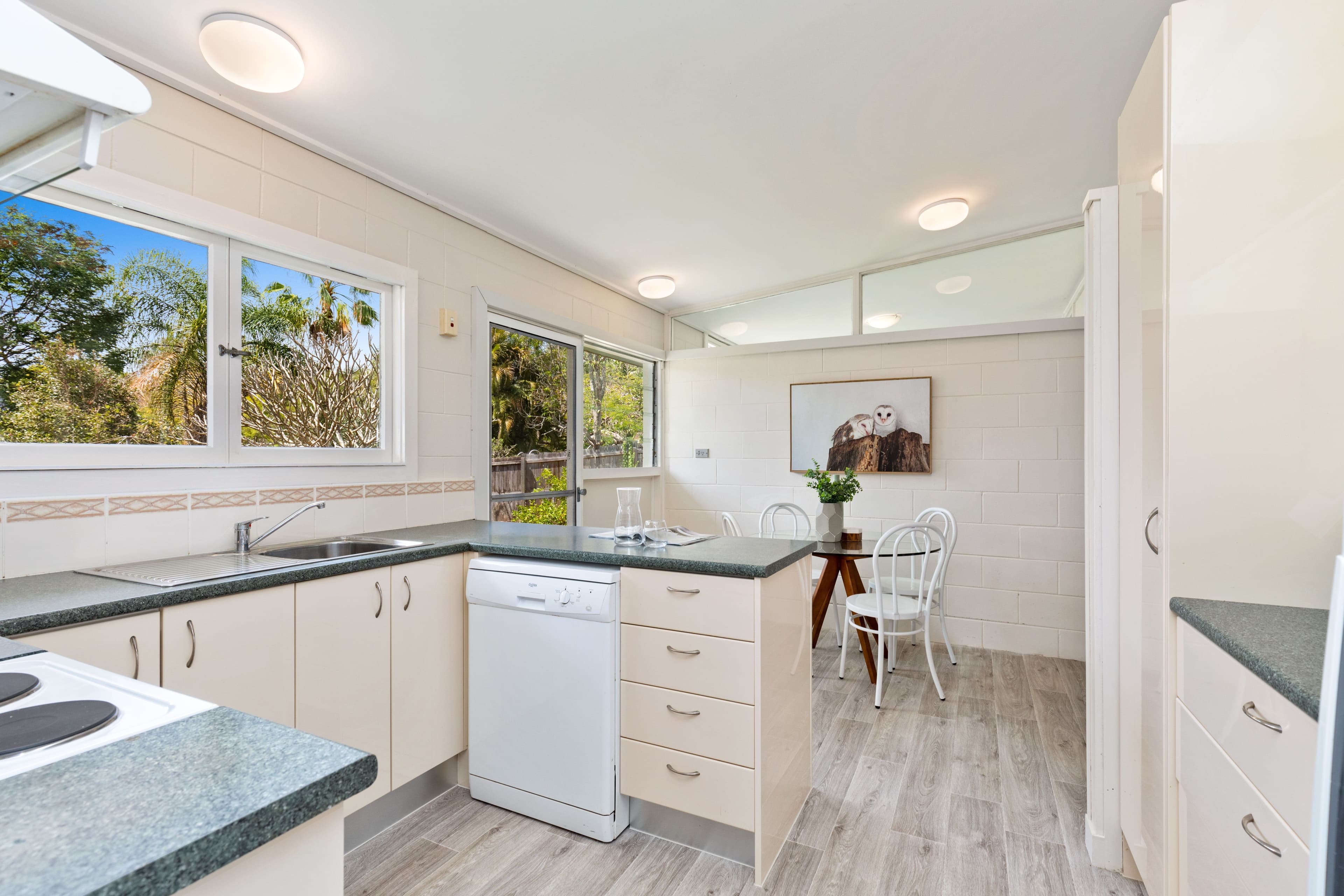 11 Illowra Street, The Gap QLD 4061, The Gap - Thumbnail 3