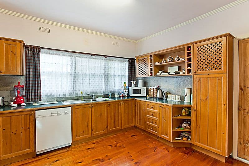 12 Kingsley Grove, MOUNT WAVERLEY VIC 3149, Mount Waverley - Thumbnail 2