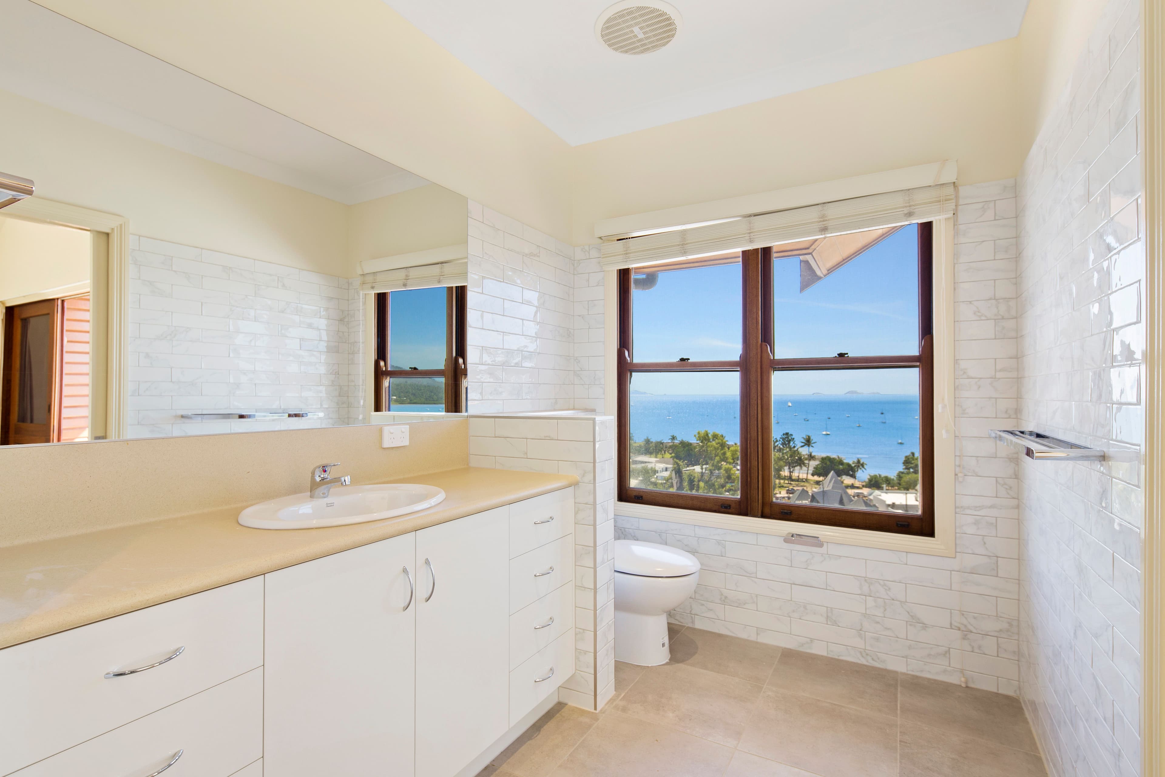 8 Golden Orchid Drive, Airlie Beach QLD 4802, Airlie Beach - Thumbnail 8