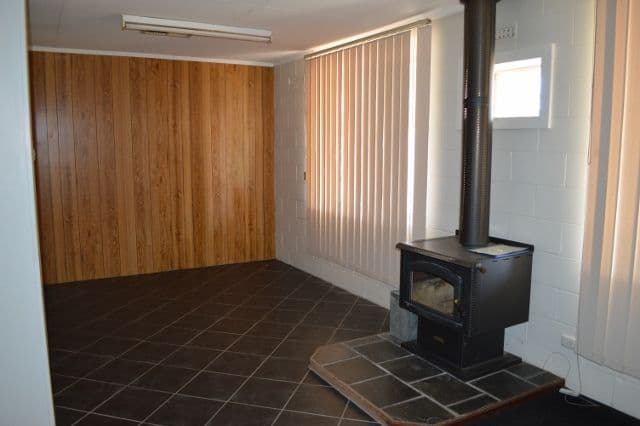 65 Saltbush Road, Kambalda West WA 6442, Kambalda West - Thumbnail 2