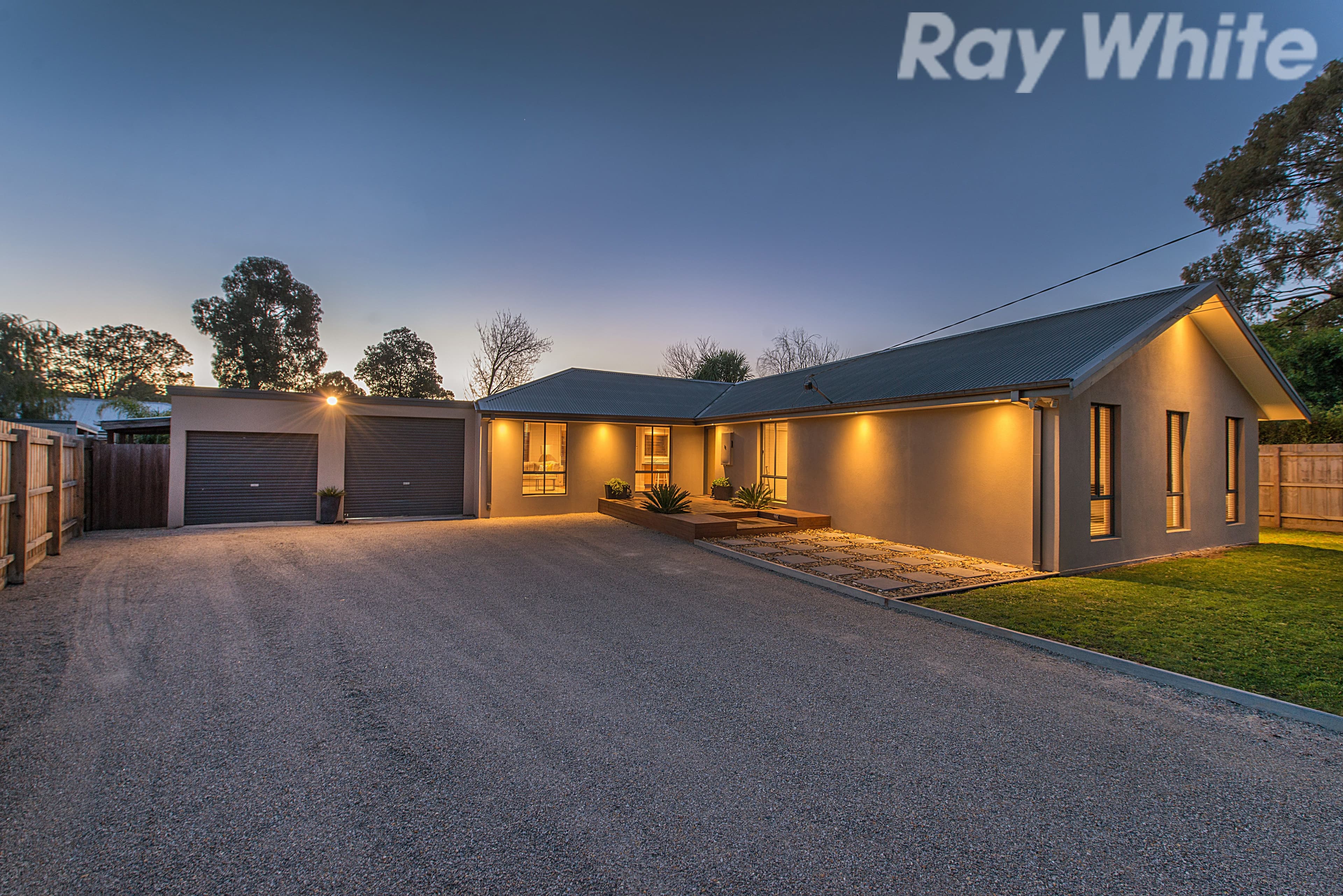 11 Blackburn Road, Mooroolbark VIC 3138, Mooroolbark - Thumbnail 2