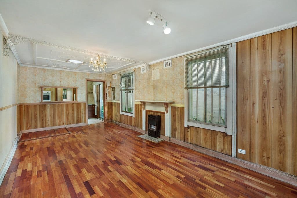 38 Newman Street, Newtown - Thumbnail 2