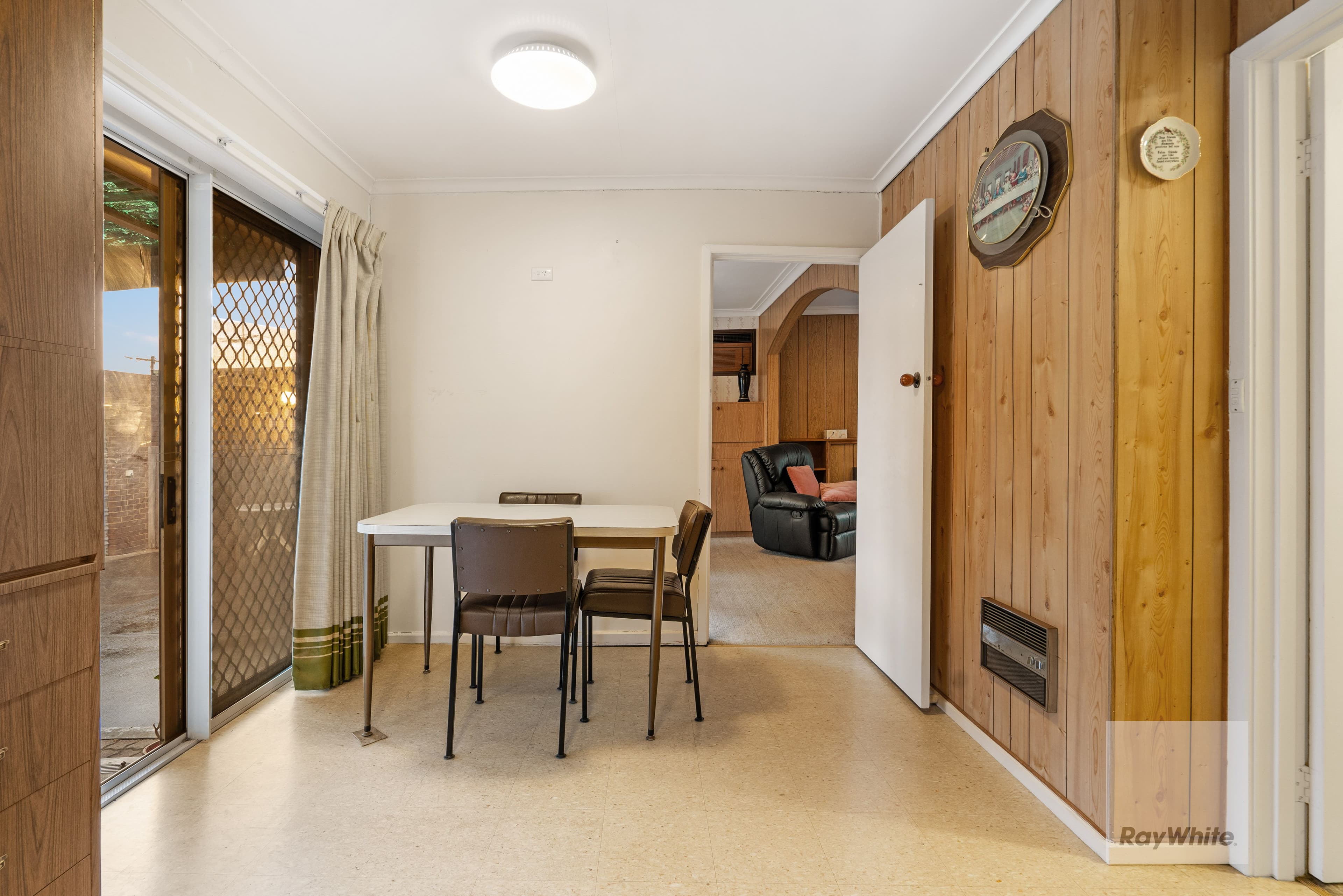 39 Poole Street, Deer Park VIC 3023, Deer Park - Thumbnail 4