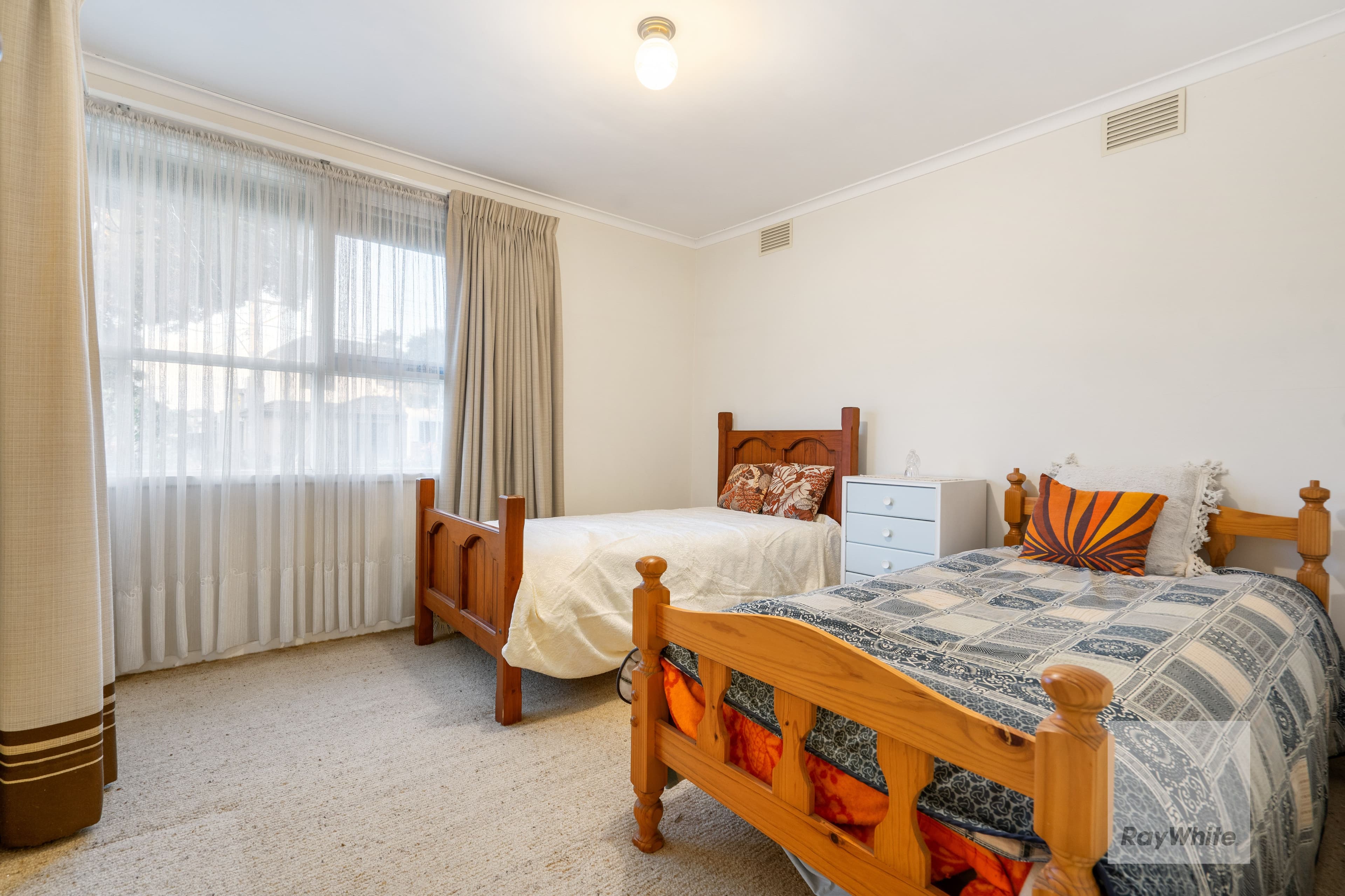 39 Poole Street, Deer Park VIC 3023, Deer Park - Thumbnail 7