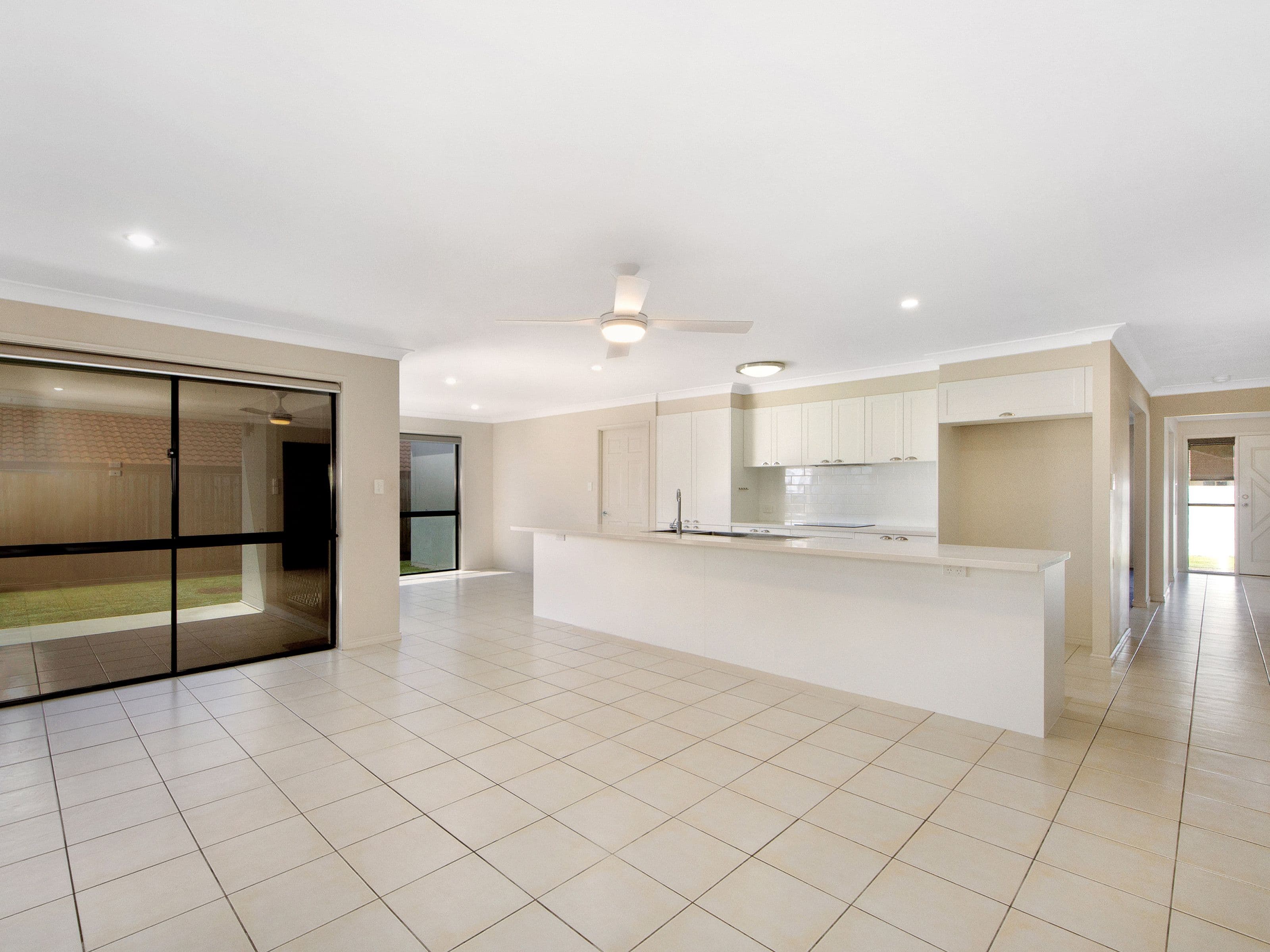 13 Broxbourne Place, Oxenford QLD 4210, Oxenford - Thumbnail 3