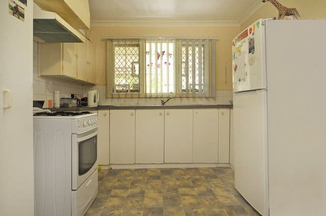 31 Nankivell Way, KOONDOOLA WA 6064, Koondoola - Thumbnail 5
