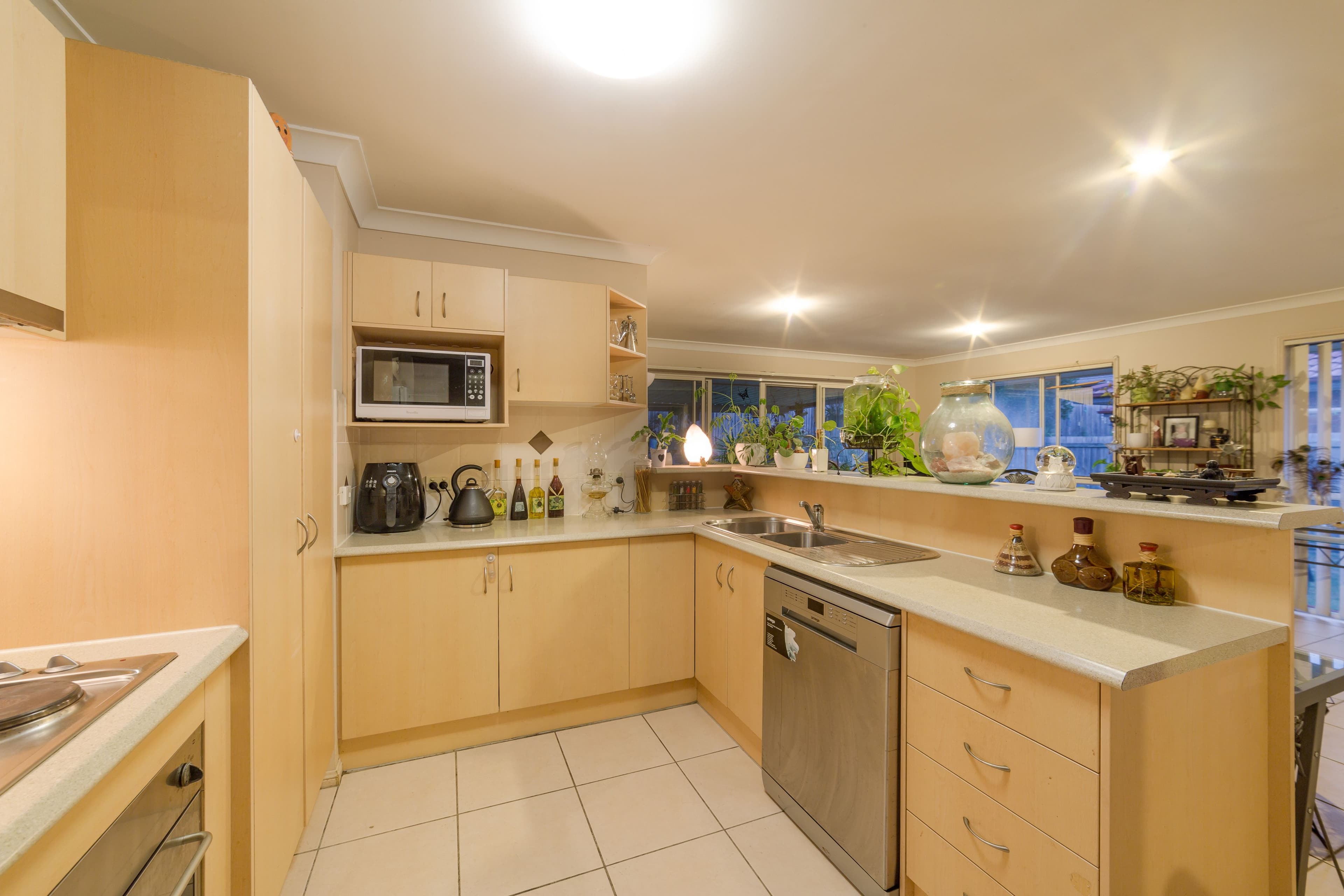 8 Redstart Street, Upper Coomera QLD 4209, Upper Coomera - Thumbnail 7