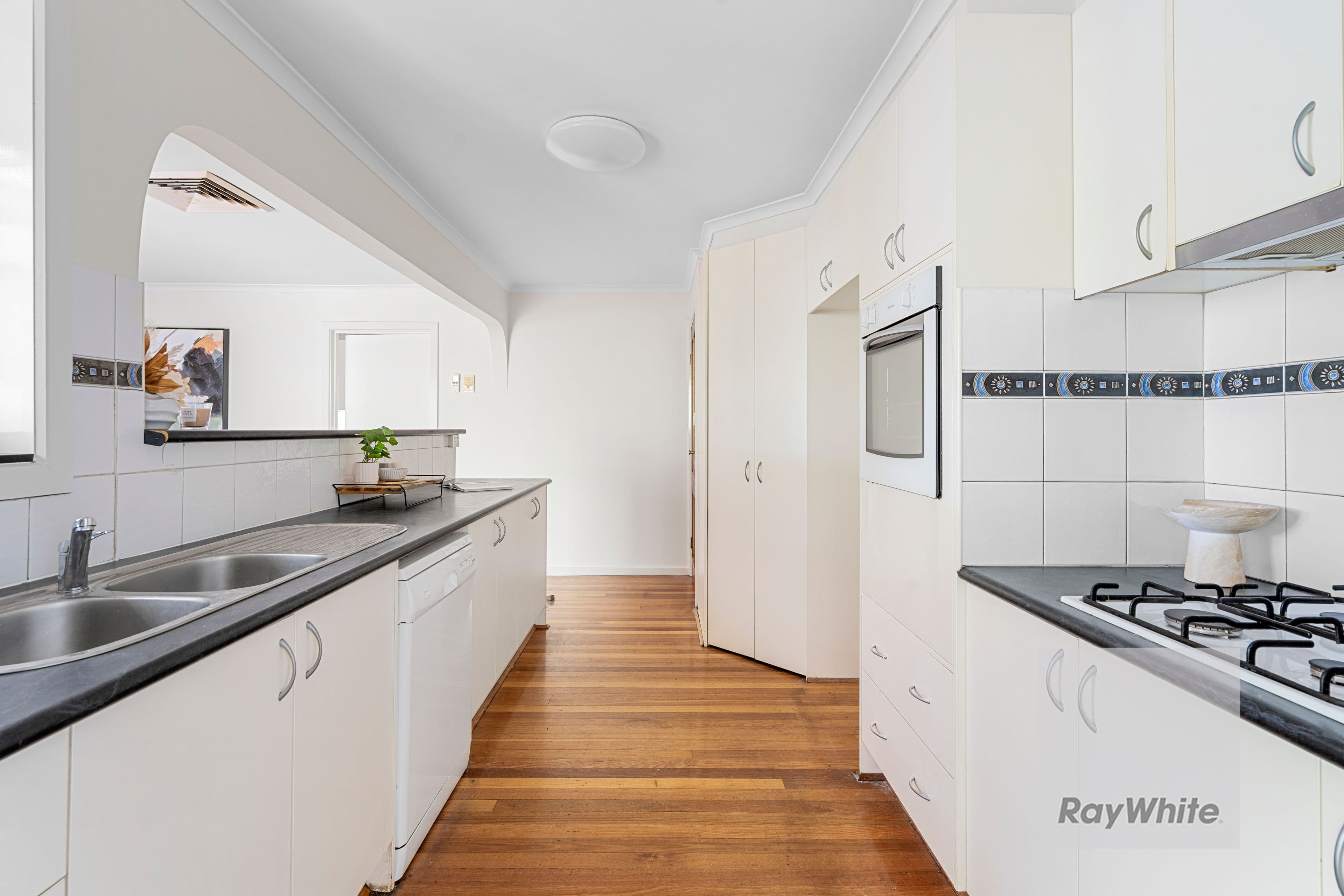 10 Tait Court, Bundoora VIC 3083, Bundoora - Thumbnail 3