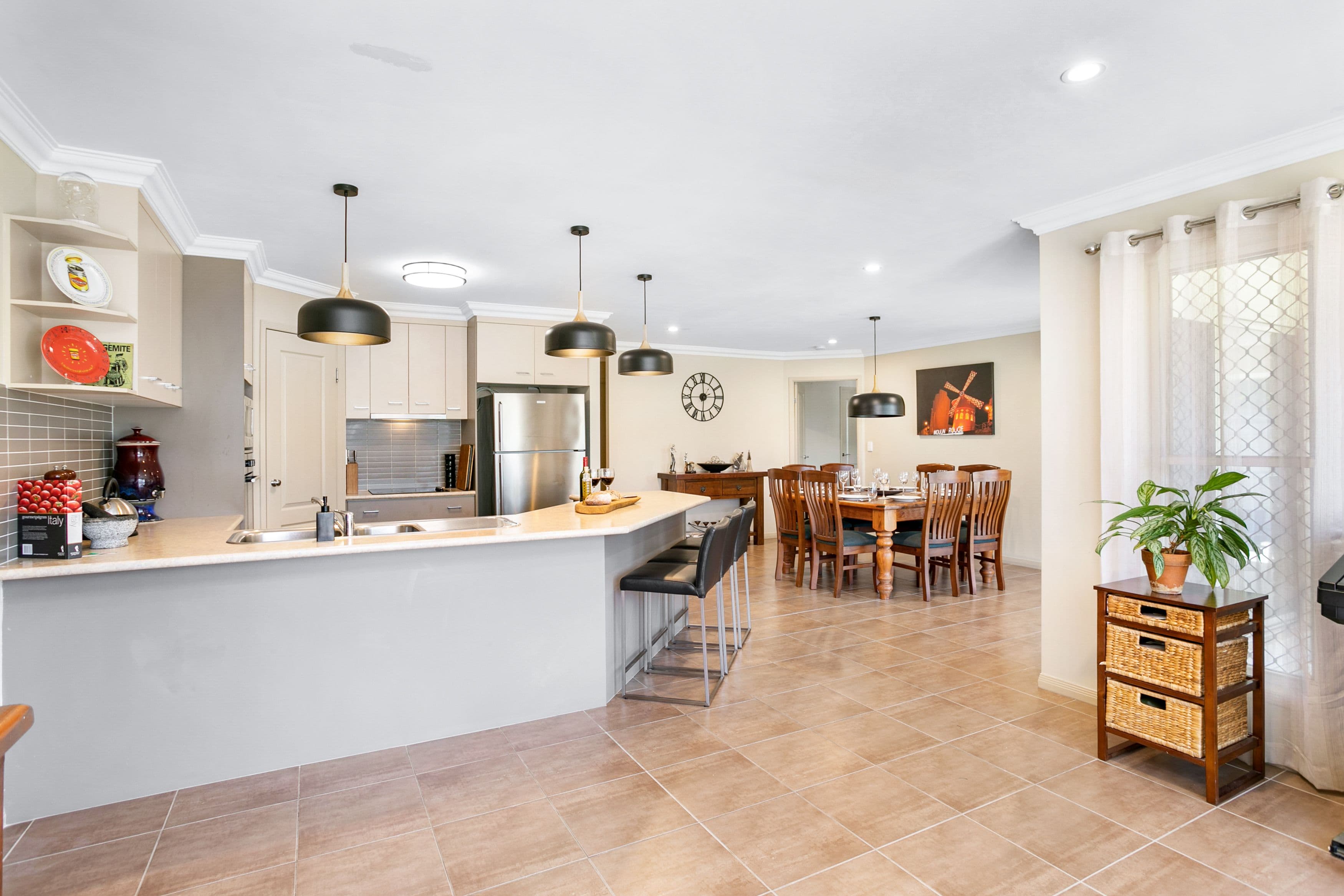2 Caitlin Court, Rothwell QLD 4022, Rothwell - Thumbnail 4