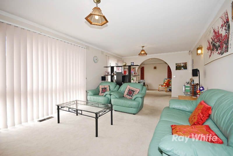 7 Ensign Close, WANTIRNA VIC 3152, Wantirna - Thumbnail 2