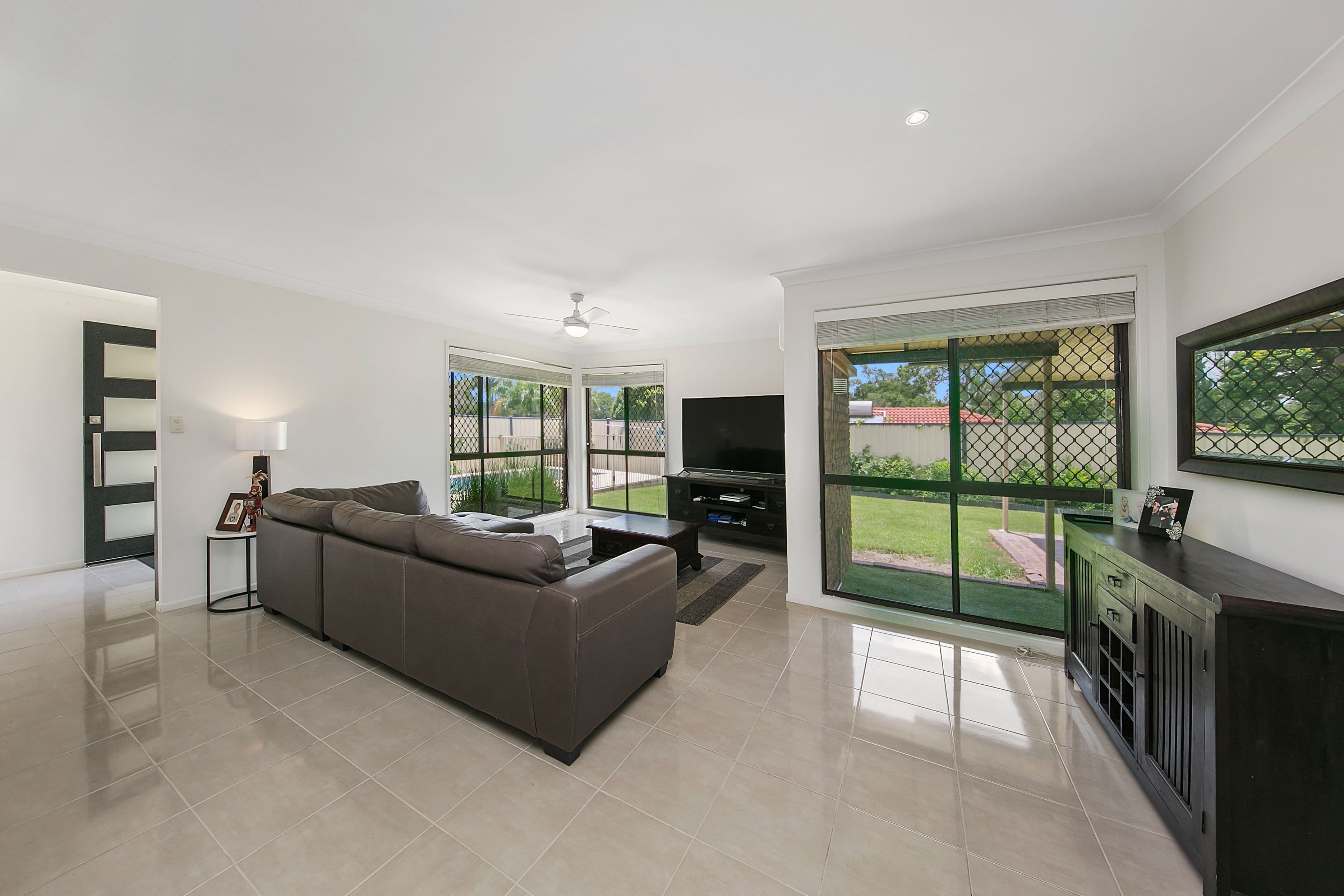 5 Osprey Court, Albany Creek QLD 4035, Albany Creek - Thumbnail 3