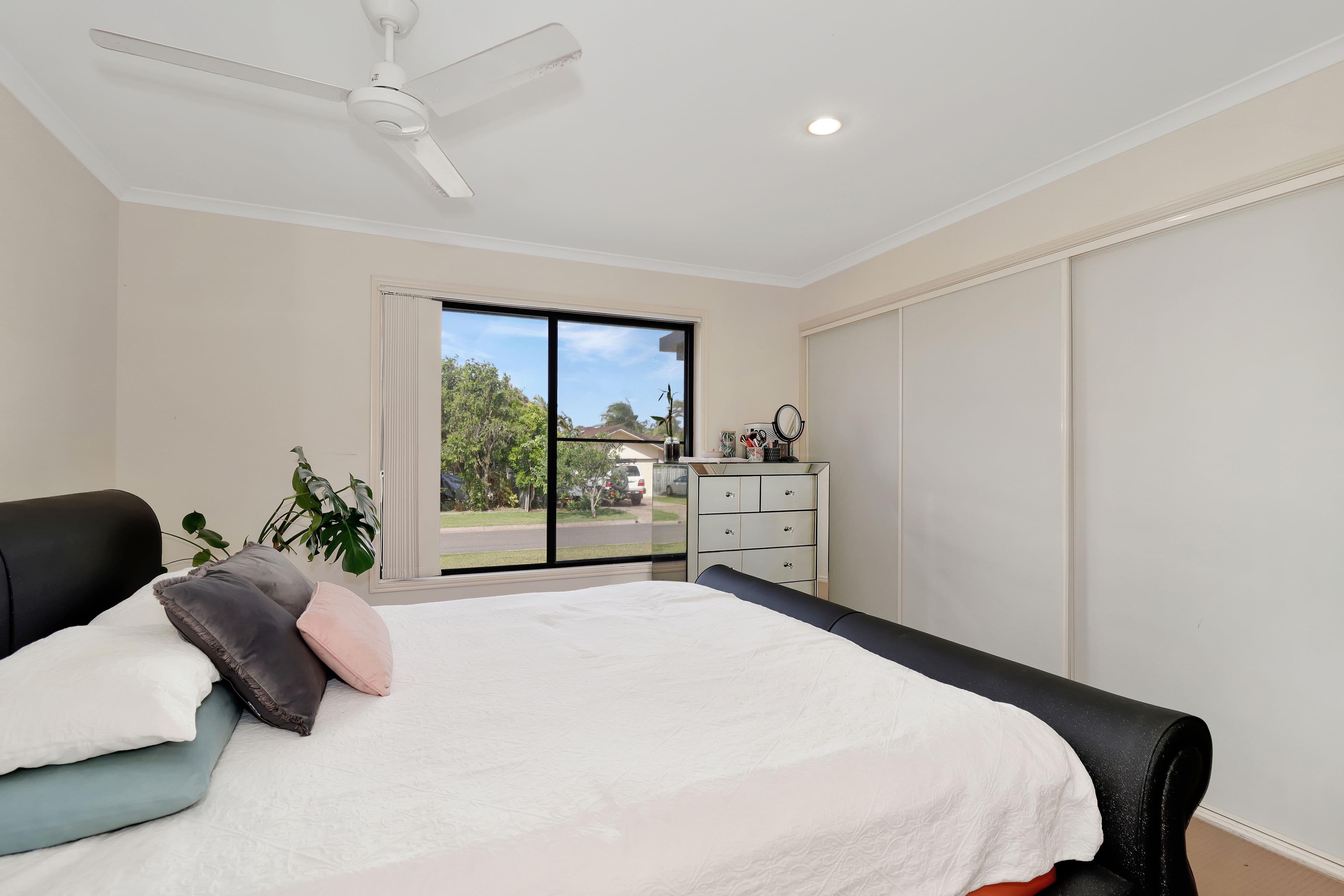 13 Topaz Circuit, Urangan QLD 4655, Urangan - Thumbnail 5