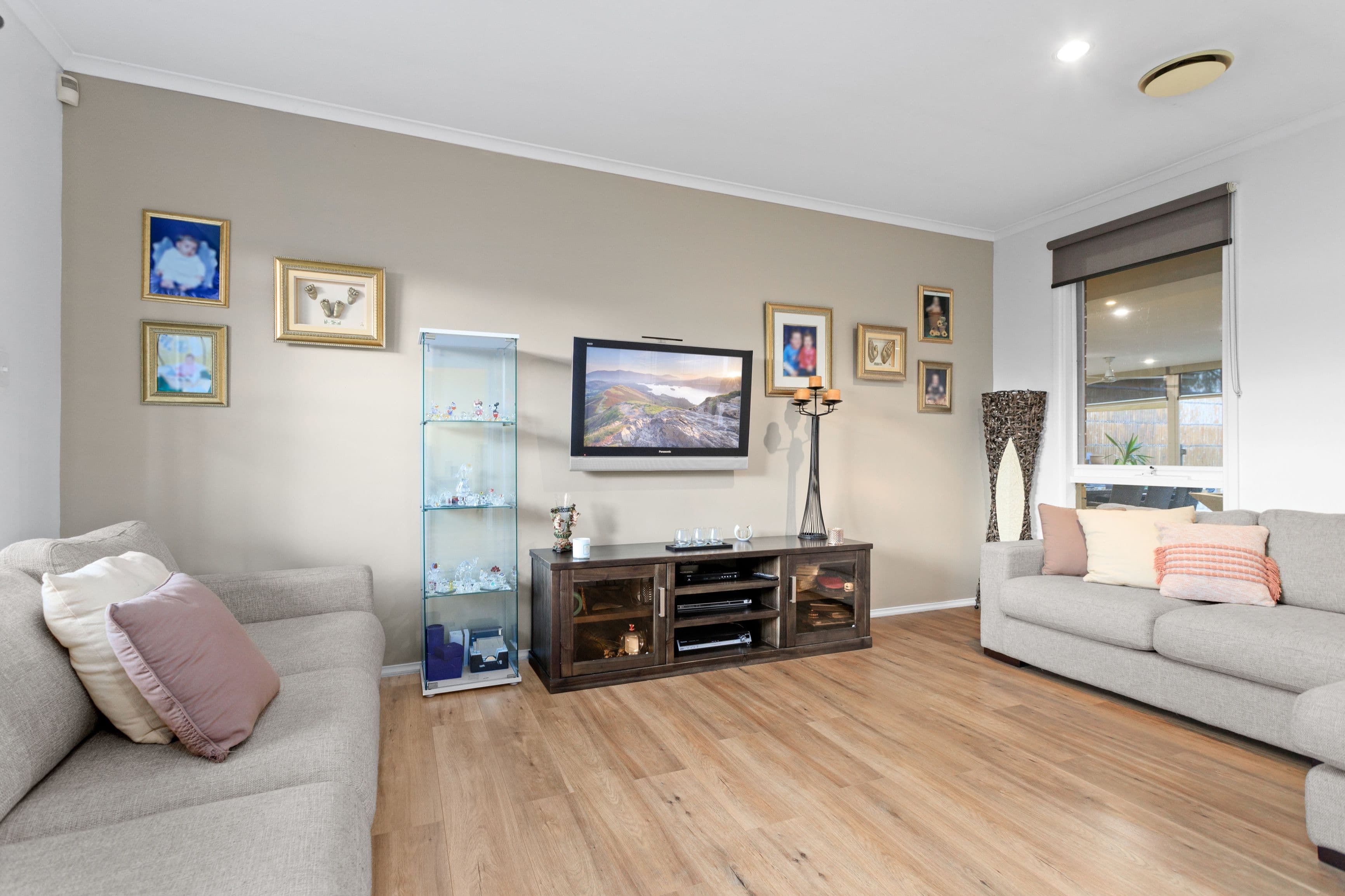 42 Plowman Court, Epping VIC 3076, Epping - Thumbnail 3