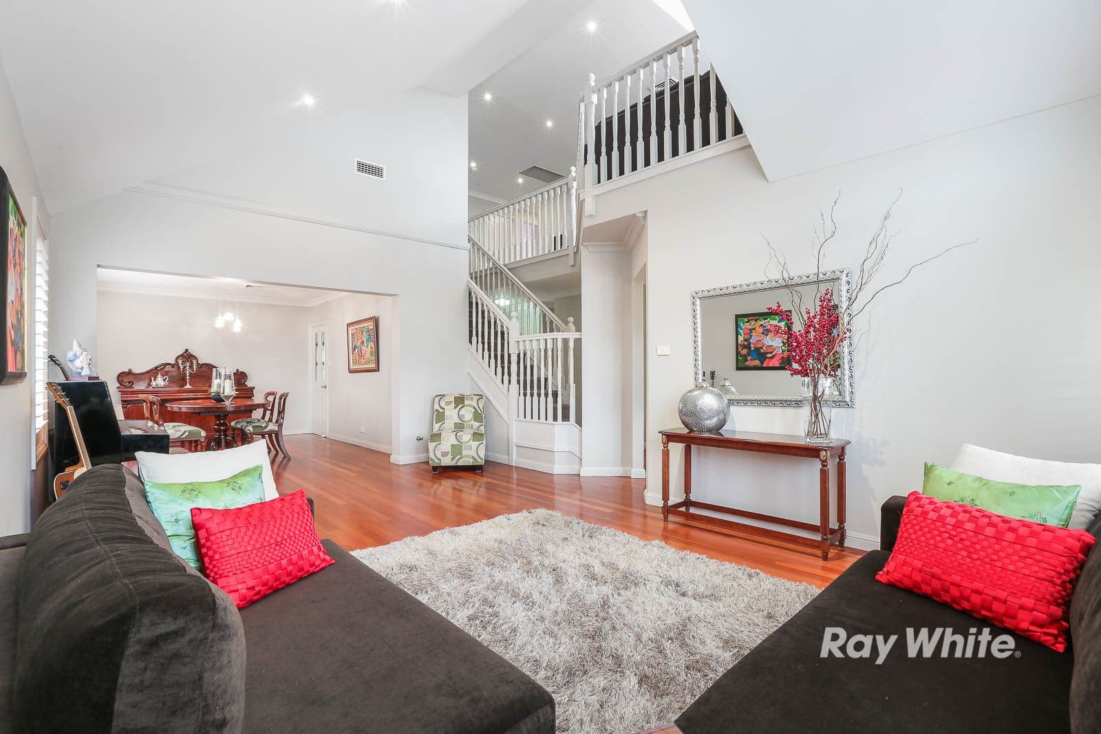 27 Beaumaris Avenue, Castle Hill - Thumbnail 3