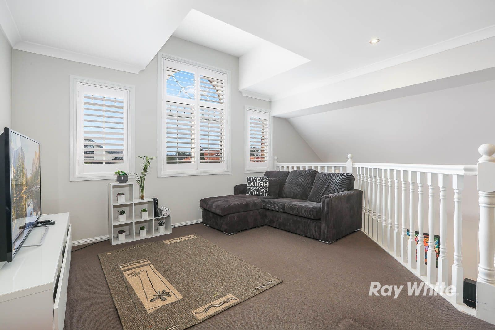 27 Beaumaris Avenue, Castle Hill - Thumbnail 7