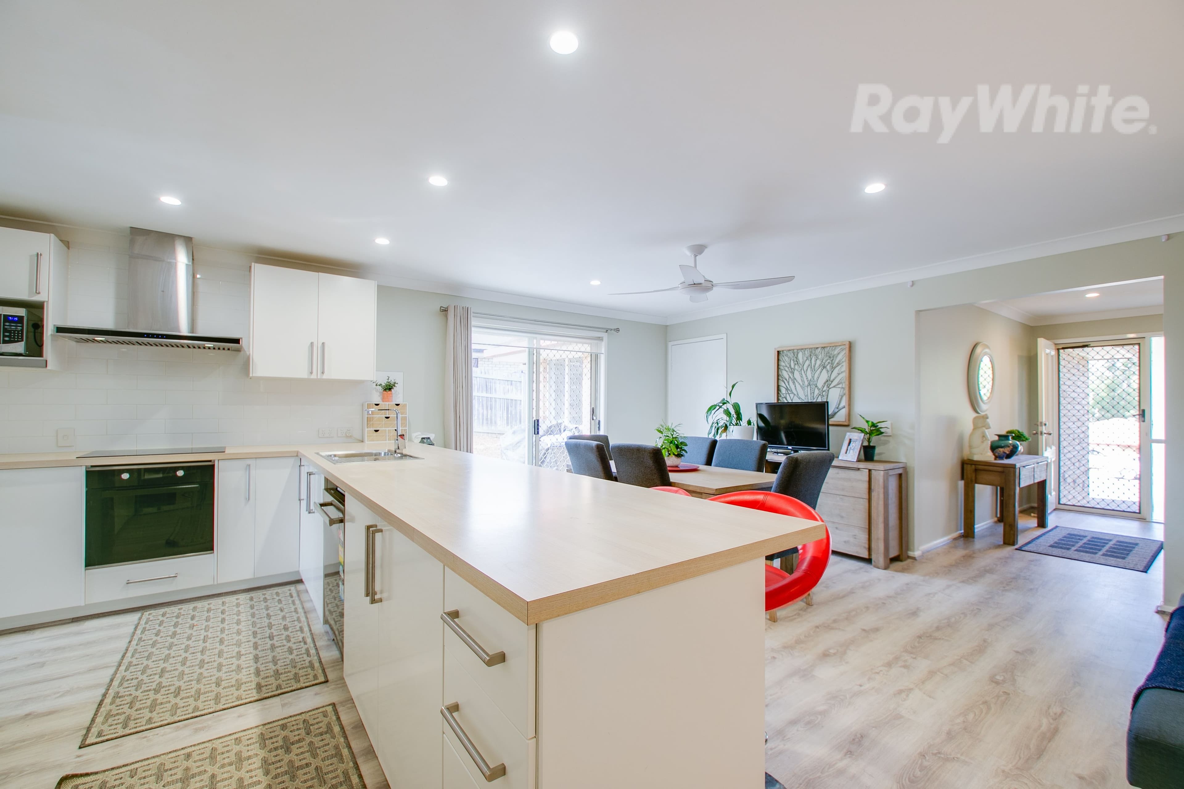 13 Banbury Close, Bundamba QLD 4304, Bundamba - Thumbnail 5