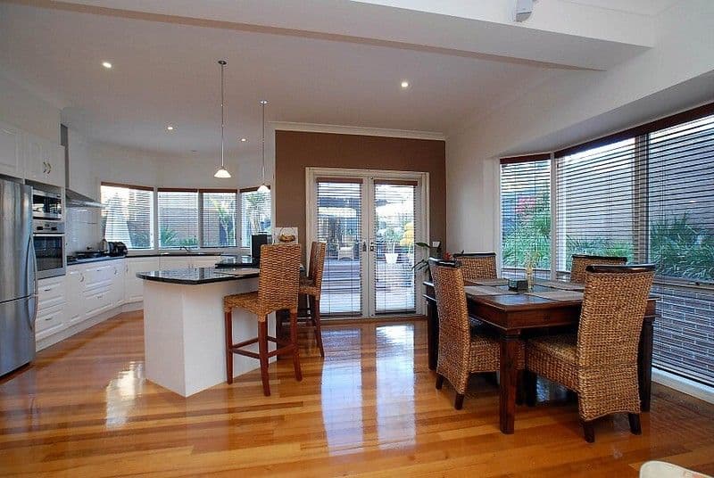 7 Joseph Court, WANTIRNA SOUTH VIC 3152, Wantirna South - Thumbnail 2