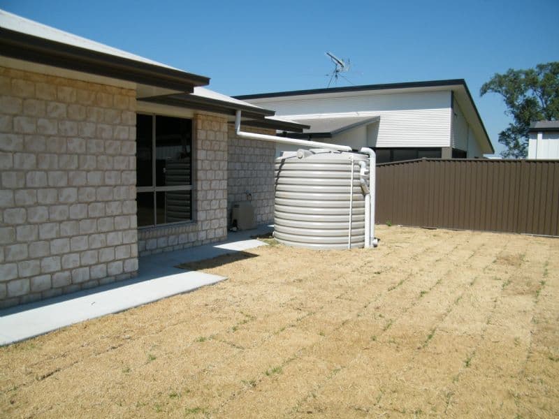 89 Sommerfeld Crescent, CHINCHILLA QLD 4413, Chinchilla - Thumbnail 8