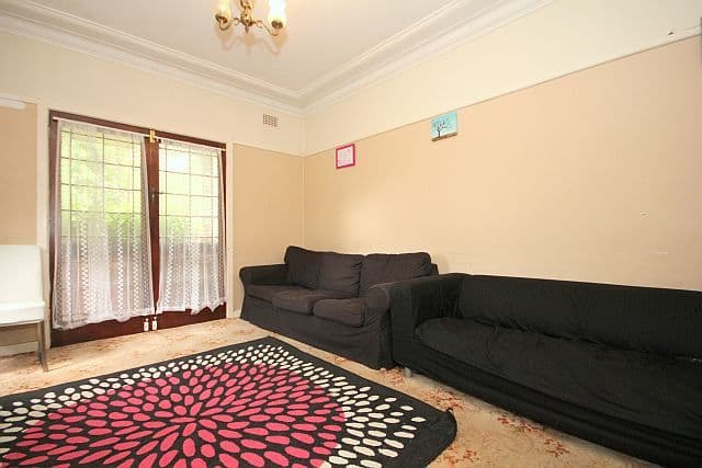 7 Bowden Boulevarde, YAGOONA NSW 2199, Yagoona - Thumbnail 2