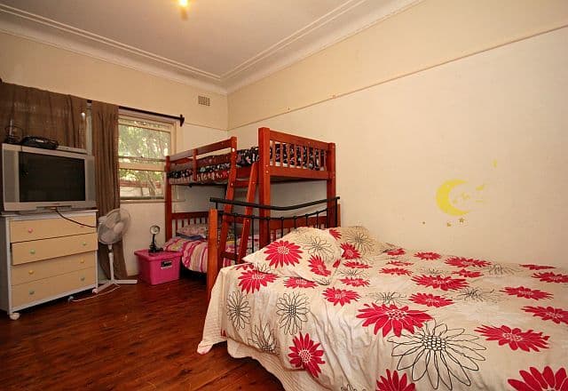 7 Bowden Boulevarde, YAGOONA NSW 2199, Yagoona - Thumbnail 5
