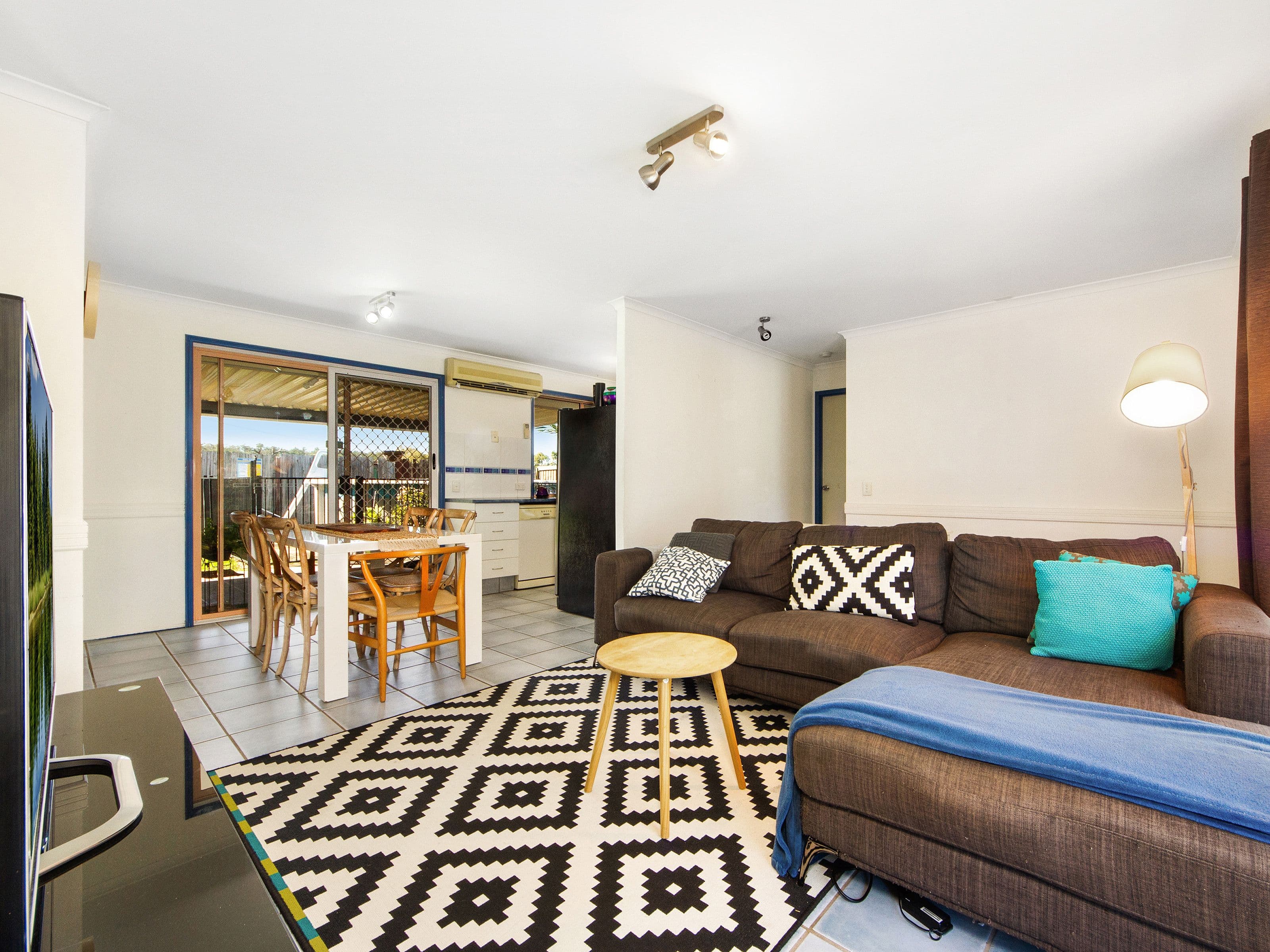 61 Village Way, Oxenford QLD 4210, Oxenford - Thumbnail 5