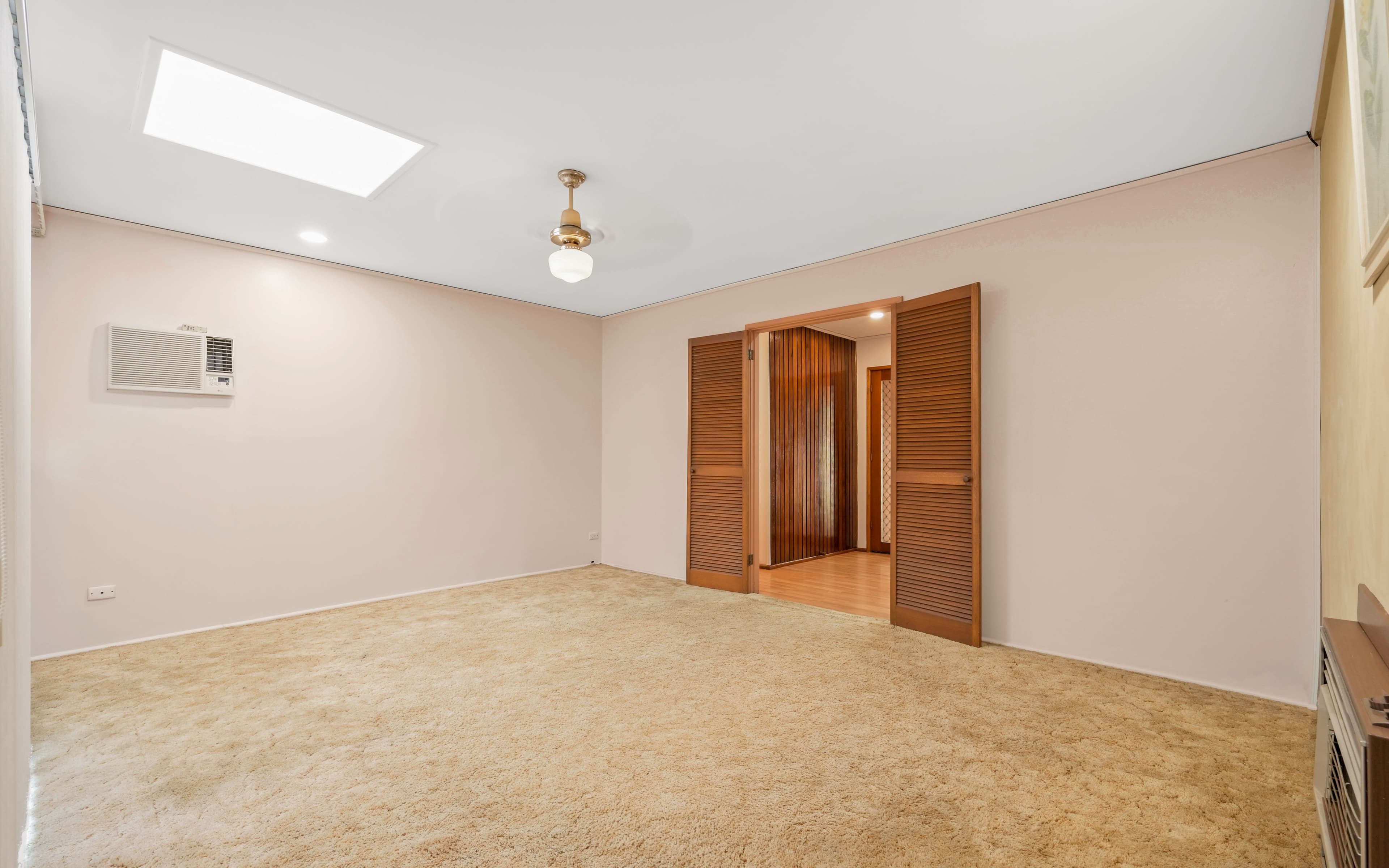 10 Alice Street, Macquarie Fields NSW 2564, Macquarie Fields - Thumbnail 4