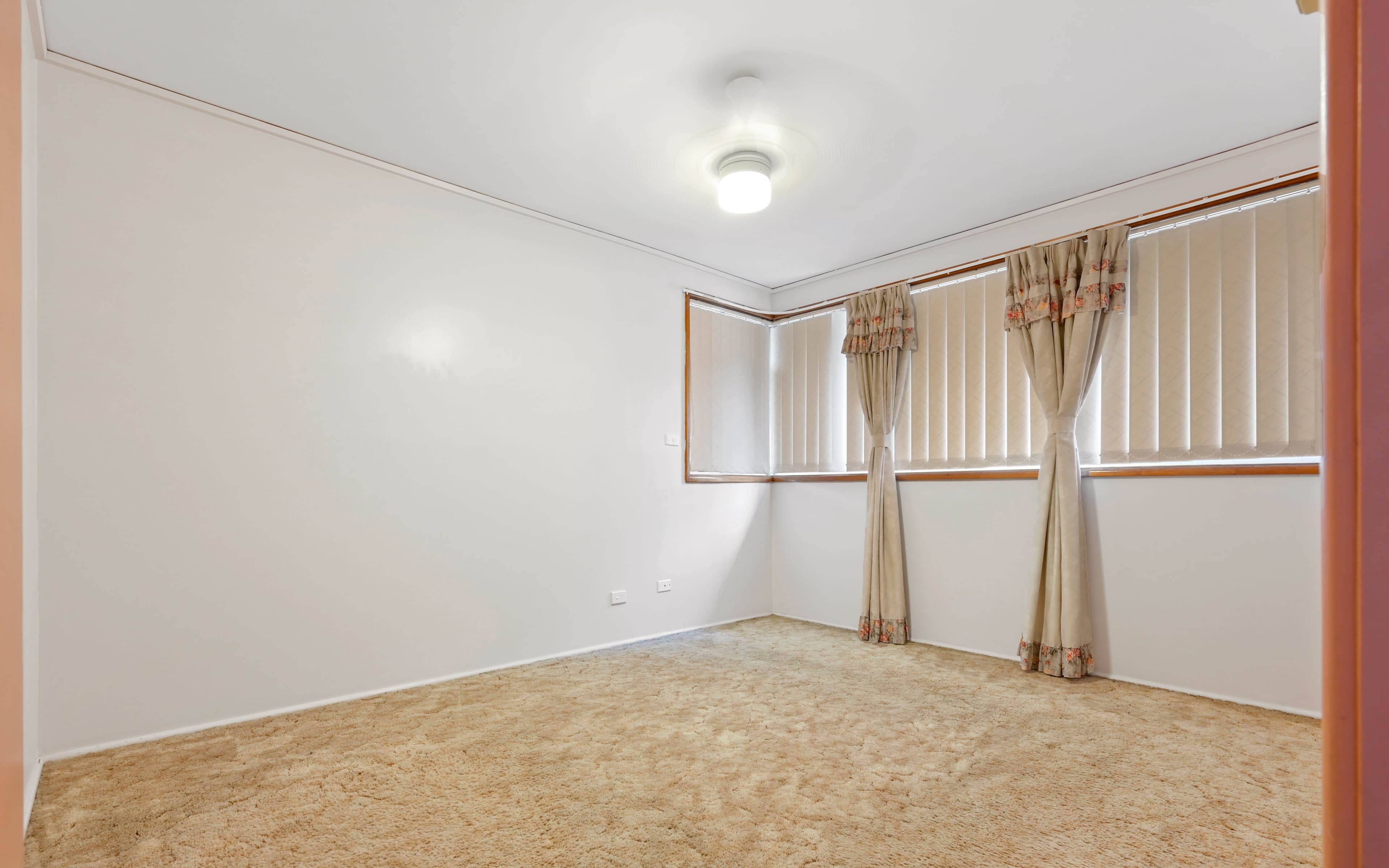 10 Alice Street, Macquarie Fields NSW 2564, Macquarie Fields - Thumbnail 8
