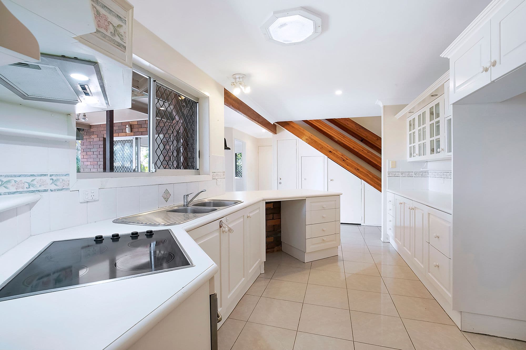 1 Courageous Court, Newport QLD 4020, Newport - Thumbnail 6