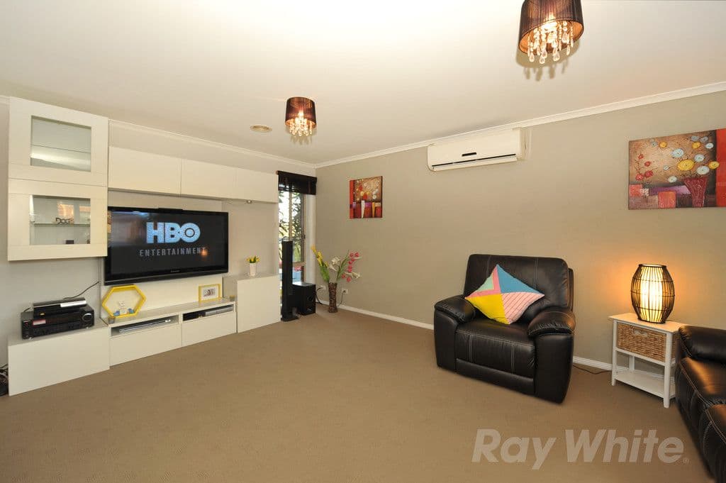 18 Tuscany Rise, PAKENHAM VIC 3810, Pakenham - Thumbnail 2