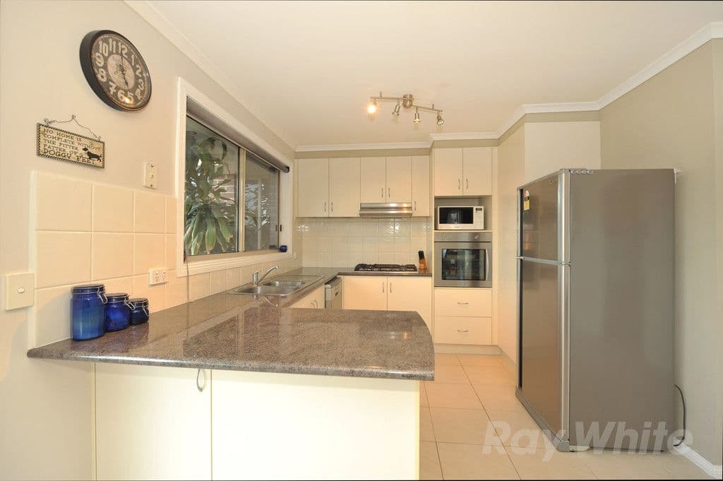 18 Tuscany Rise, PAKENHAM VIC 3810, Pakenham - Thumbnail 5
