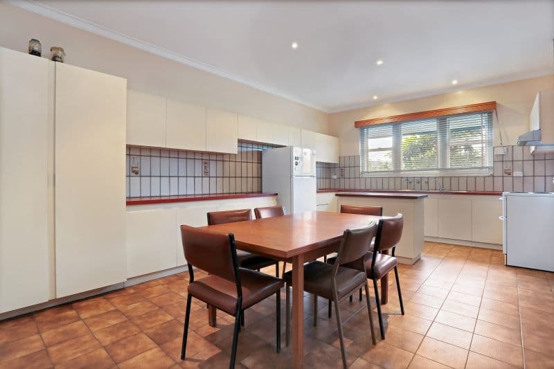 6 Pine Street, Campbelltown SA 5074, Campbelltown - Thumbnail 4