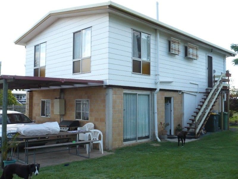 10 Zimitat Street, GRACEMERE QLD 4702, Gracemere - Thumbnail 2