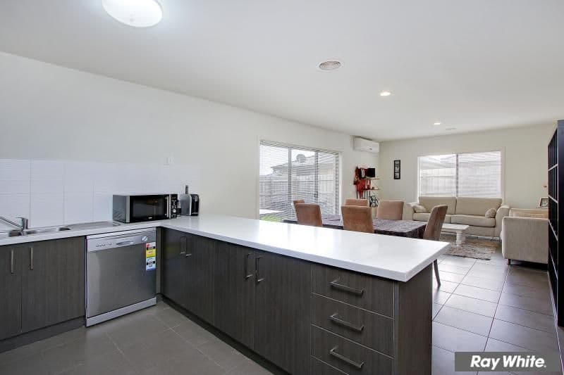 110 Bungower Road, MORNINGTON VIC 3931, Mornington - Thumbnail 6