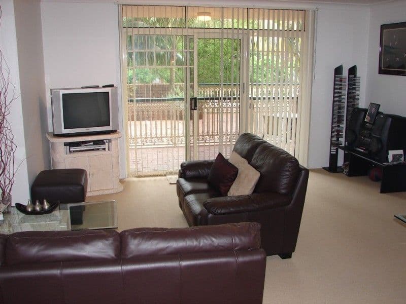 102 Flora Street, SUTHERLAND NSW 2232, Sutherland - Thumbnail 4