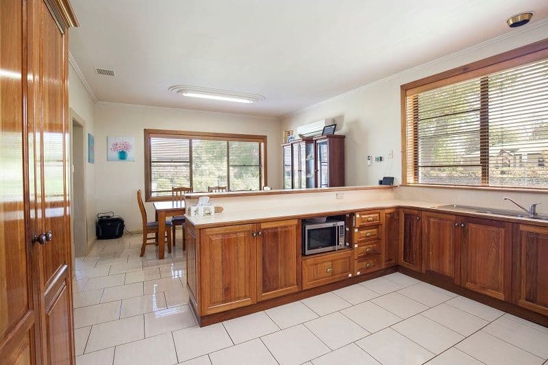 25 Doughty Street, Mount Gambier SA 5290, Mount Gambier - Thumbnail 6