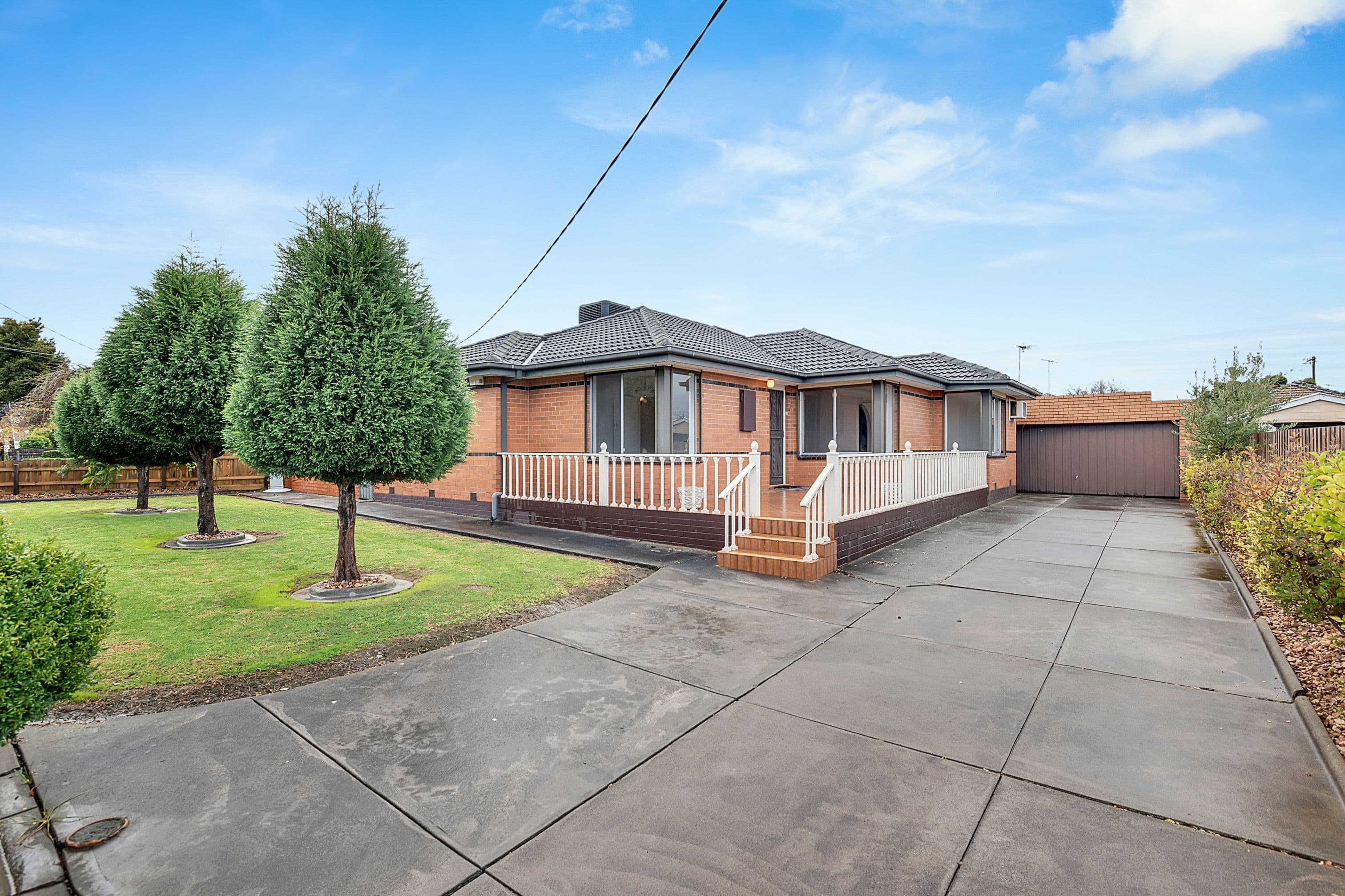 12 Linoak Avenue, Lalor VIC 3075, Lalor - Thumbnail 2