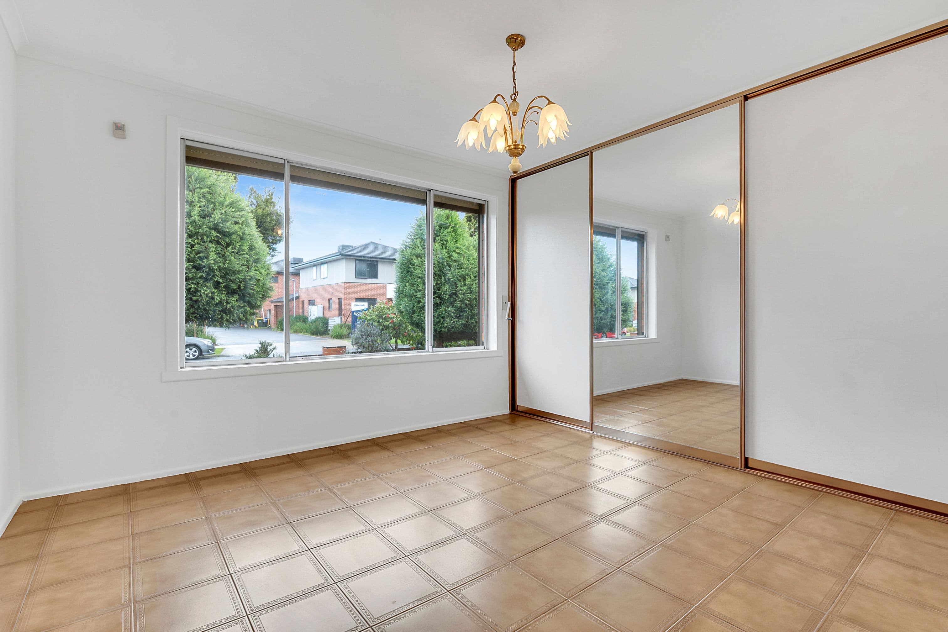 12 Linoak Avenue, Lalor VIC 3075, Lalor - Thumbnail 4