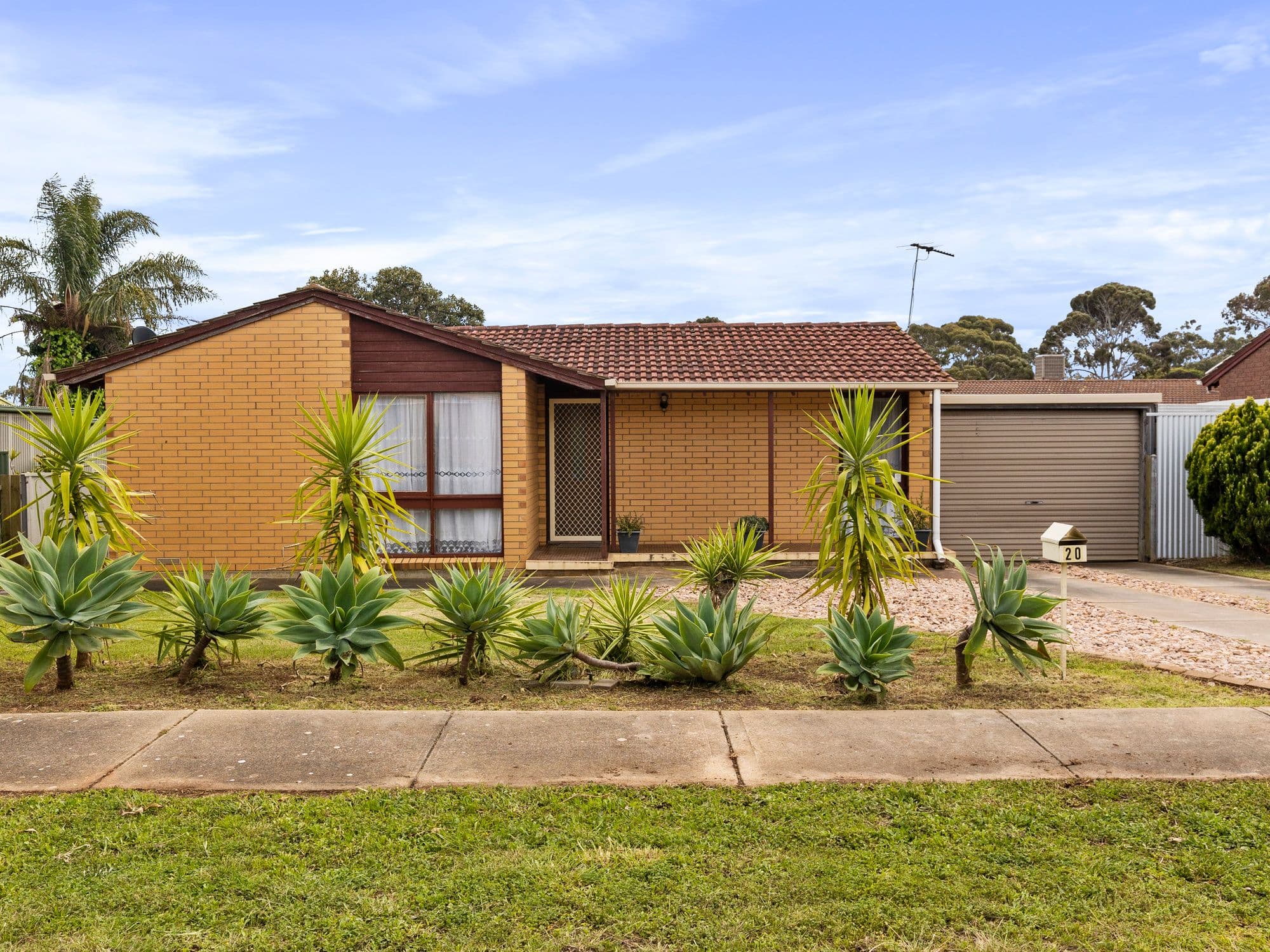 20 Catherine Crescent, Morphett Vale SA 5162, Morphett Vale - Image 1