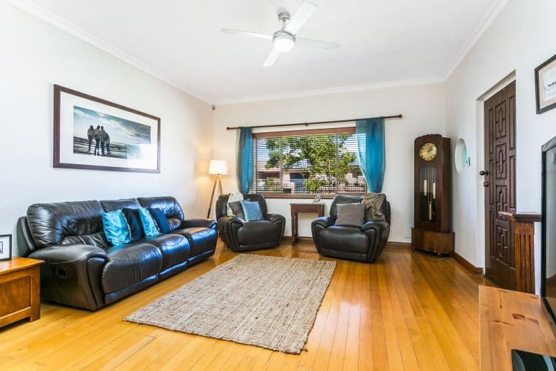 21 Sawford Street, Largs Bay SA 5016, Largs Bay - Thumbnail 2