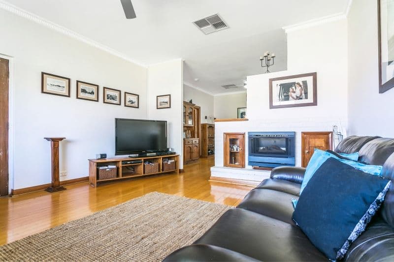 21 Sawford Street, Largs Bay SA 5016, Largs Bay - Thumbnail 3