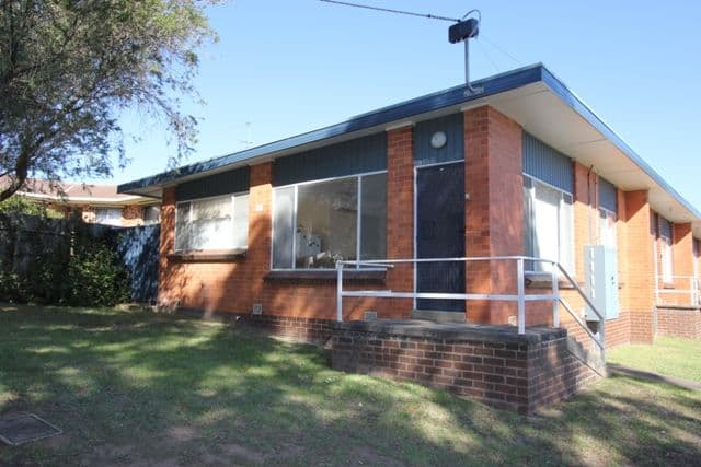 89 Chapel Street, Cowes VIC 3922, Cowes - Image 1