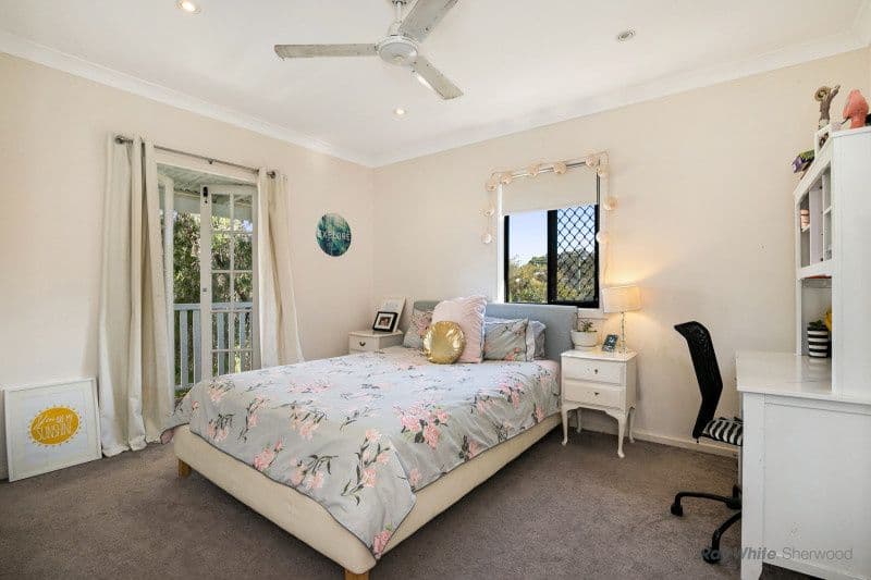 14 Logan Avenue, Oxley QLD 4075, Oxley - Thumbnail 8