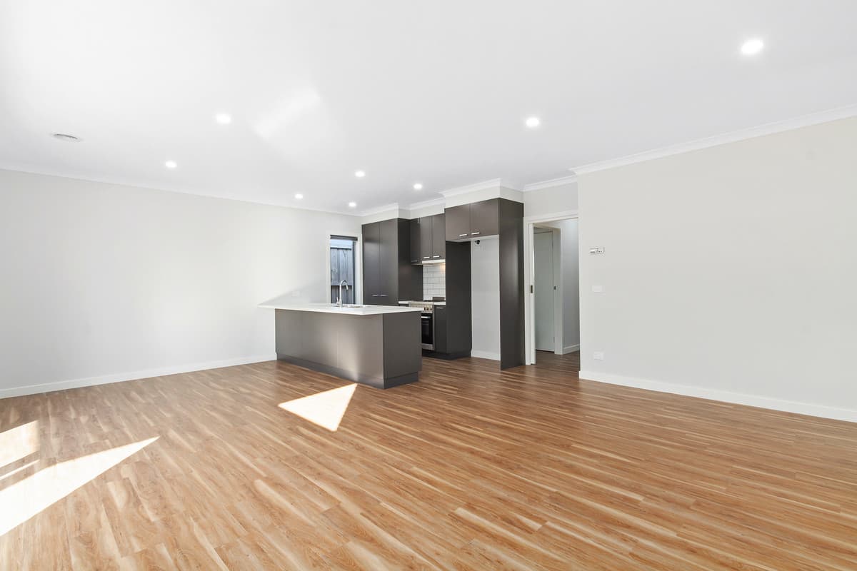 20 Lighthorse Avenue, Traralgon VIC 3844, Traralgon - Thumbnail 2