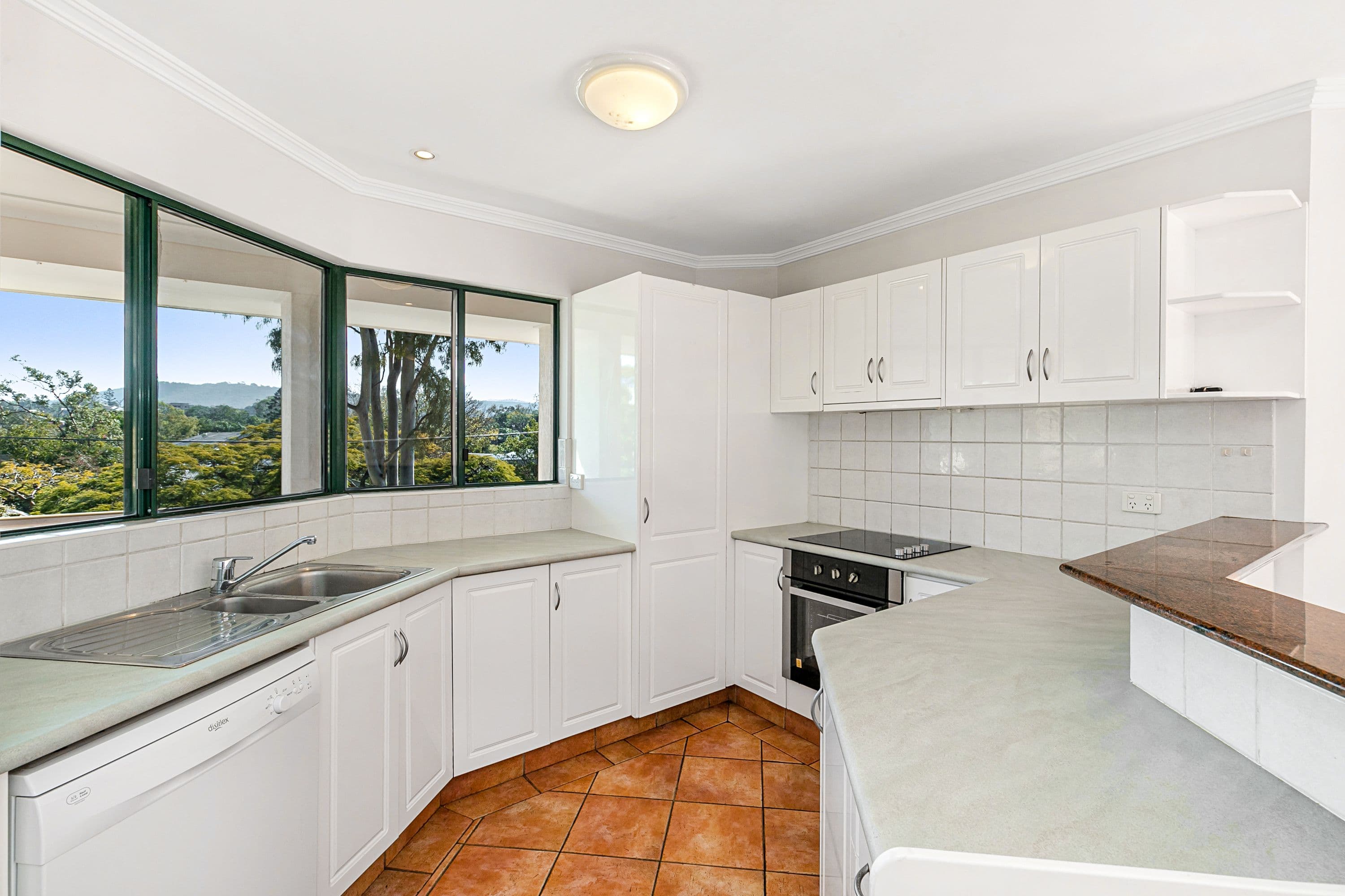 102 Indooroopilly Road, Taringa QLD 4068, Taringa - Thumbnail 3