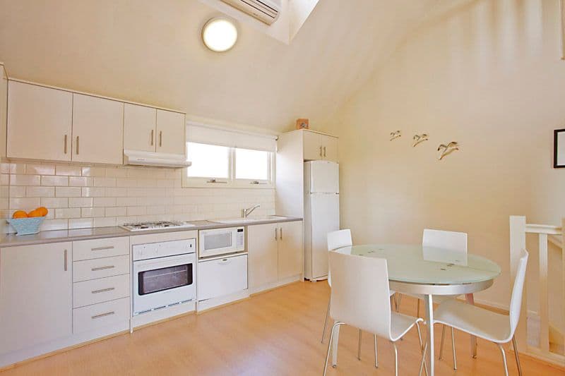 8 Sims Square, KENSINGTON VIC 3031, Kensington - Thumbnail 2