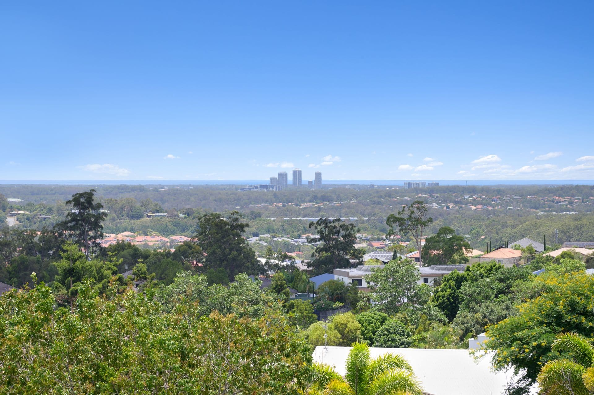 35 Laughlen Chase, Pacific Pines QLD 4211, Pacific Pines - Thumbnail 2